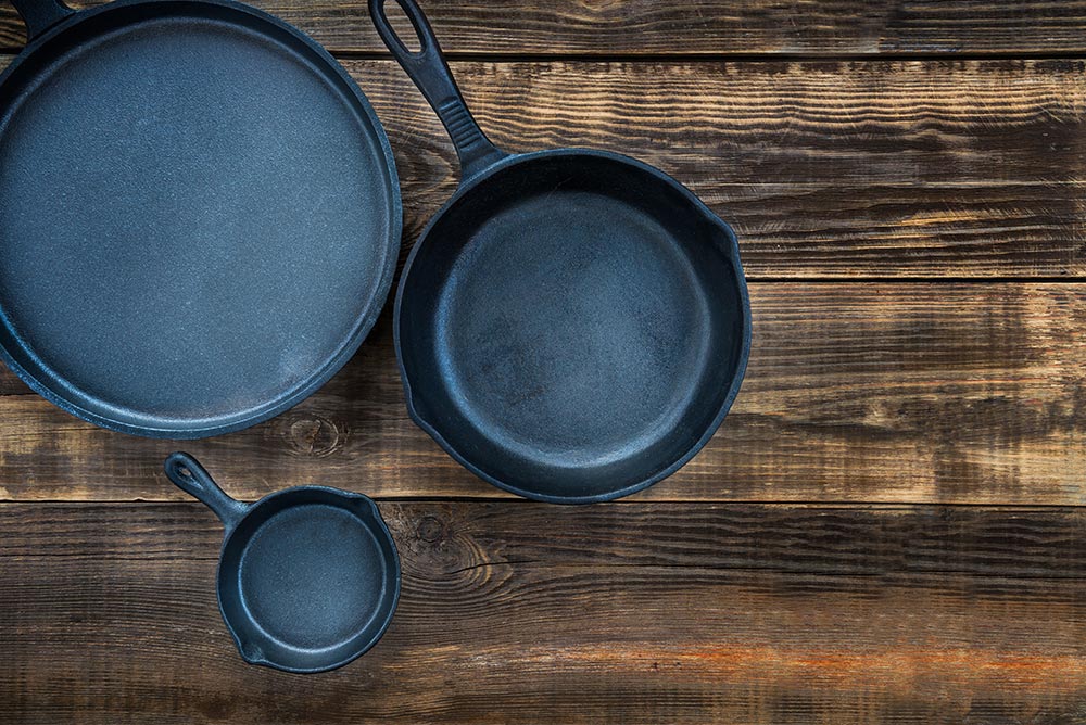 Buy nonstick pans for oil-free healthy cooking - Tips on Staying Healthy While At Home - Carousell Philippines Blog