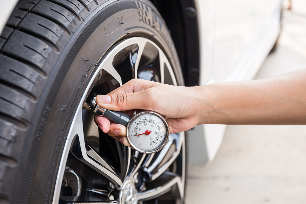 Check your car's tire pressure - Car Care Tips During Quarantine - Carousell Philippines Blog