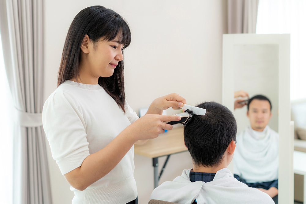 DIY haircut tip - ask someone to help you to reach those hair areas you can't see - Carousell Philippines